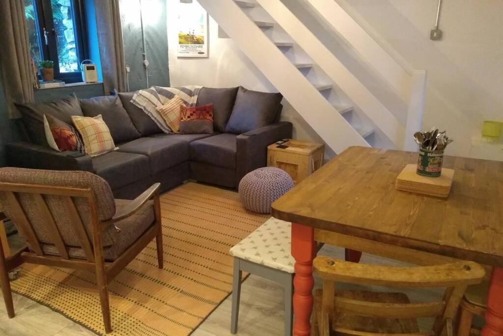 Farmhand Cottage Narberth Dış mekan fotoğraf